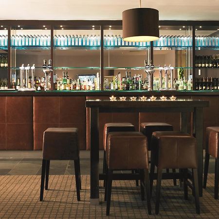 De Vere Horsley Estate East Horsley Restaurante foto