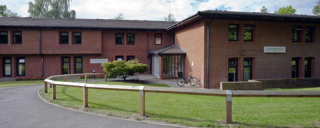 De Vere Horsley Estate East Horsley Habitación foto
